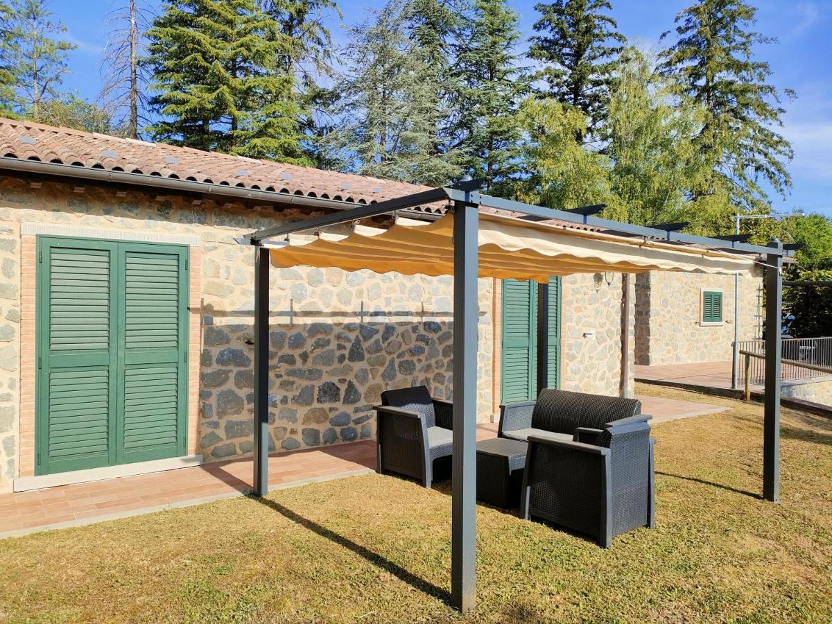 Agriturismo Borgo Biaia Camporgiano Exterior photo