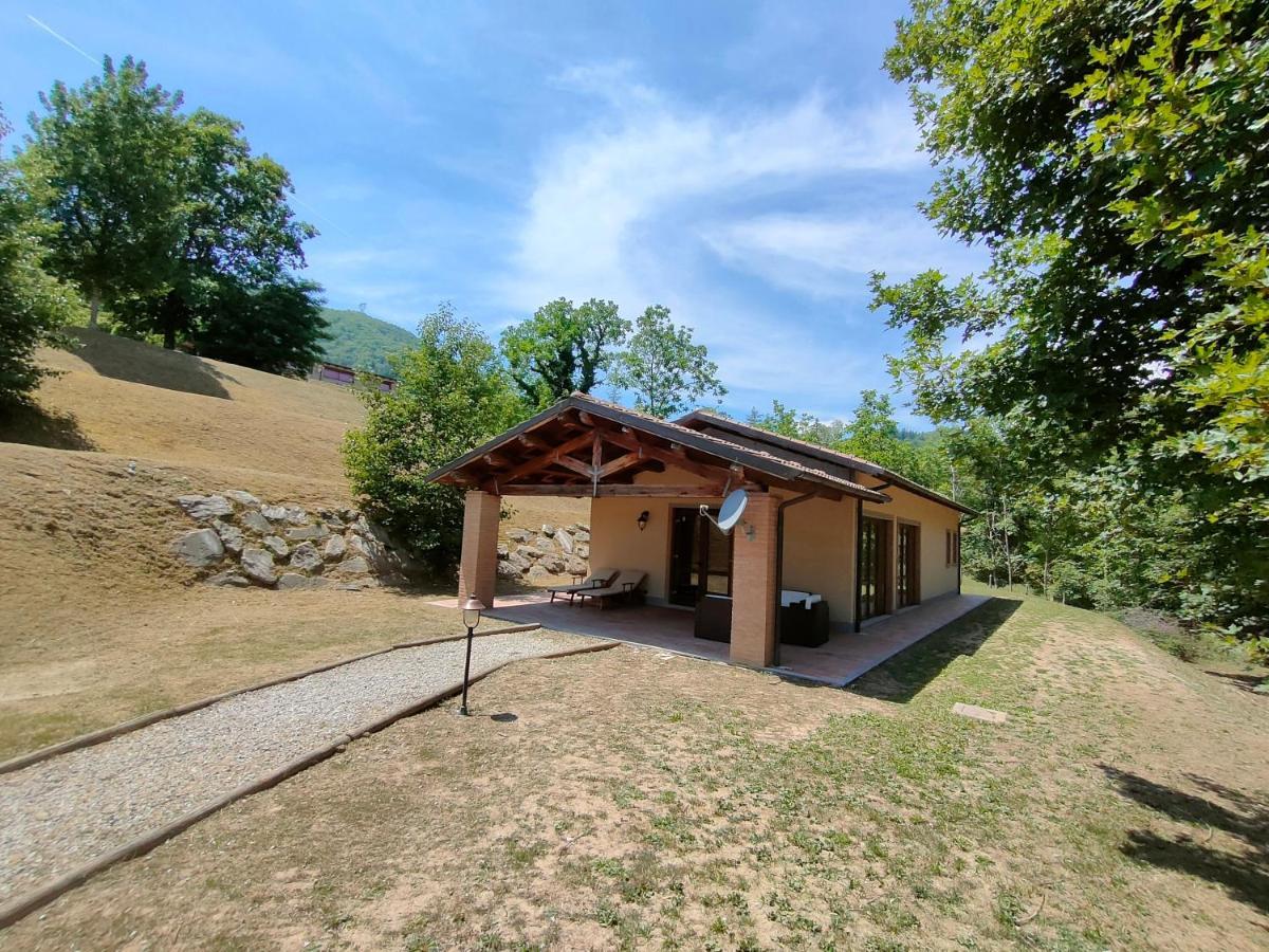 Agriturismo Borgo Biaia Camporgiano Exterior photo